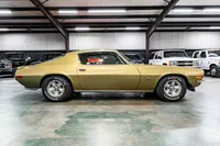1970-Chevrolet-Camaro-Autumn Gold Poly-508917-38.jpg
